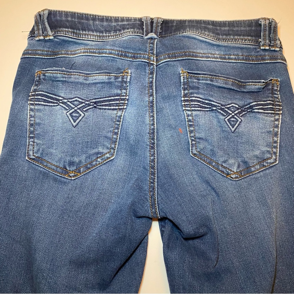 Democracy Blue Flare Jeans size 2 small red stain on butt